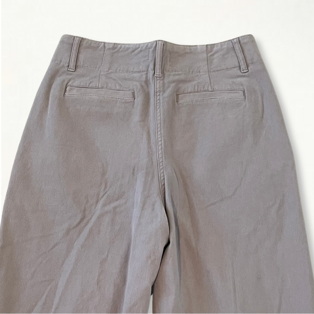 SOLD Aritzia Wilfred Free Ascendant Pant High-Waisted Utility Pants in Purple - Picture 14 of 16
